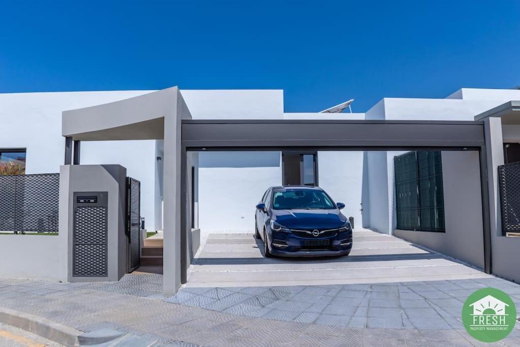 Villa Jazmin: Luxurious Close To The Beach Torre Del Mar